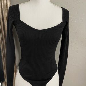 ZARA V neck ribbed long sleeve bodysuit